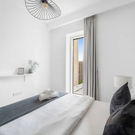 First Class 3Br Luxurious & Elegant Retreat Dubai Buitenkant foto