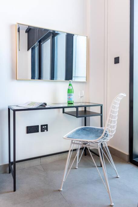 First Class Cozy Urban Retreat Appartamento