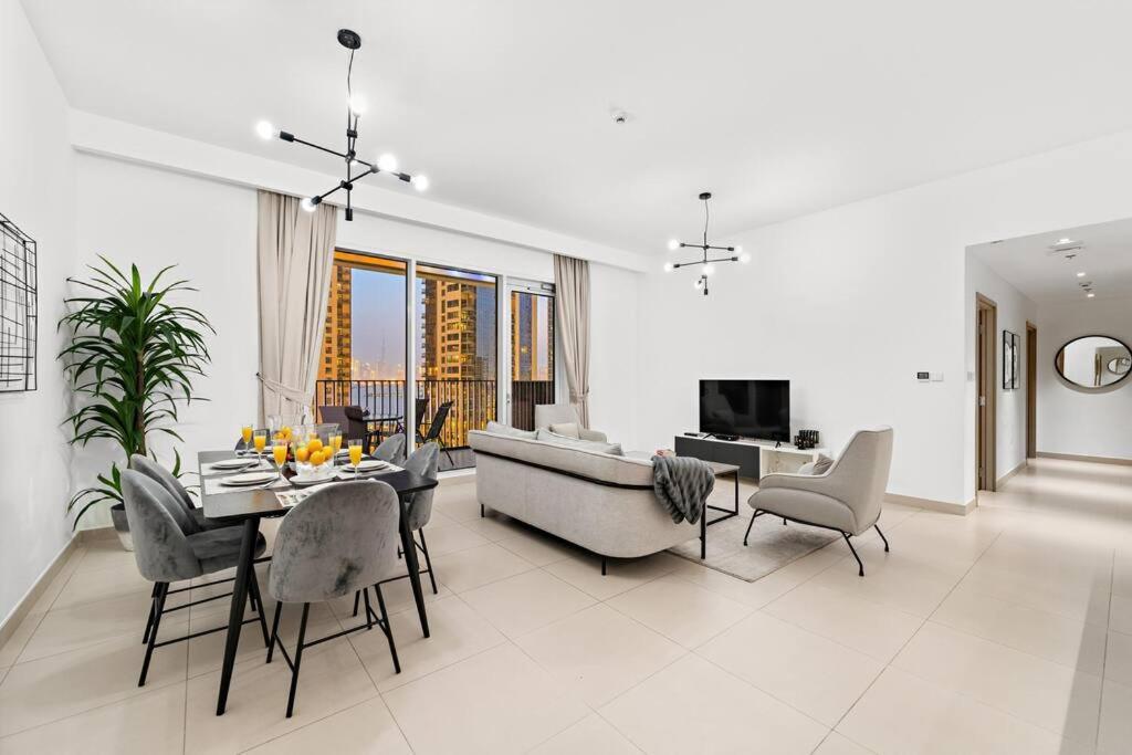 First Class 3br Luxurious & Elegant Retreat Appartement Dubai